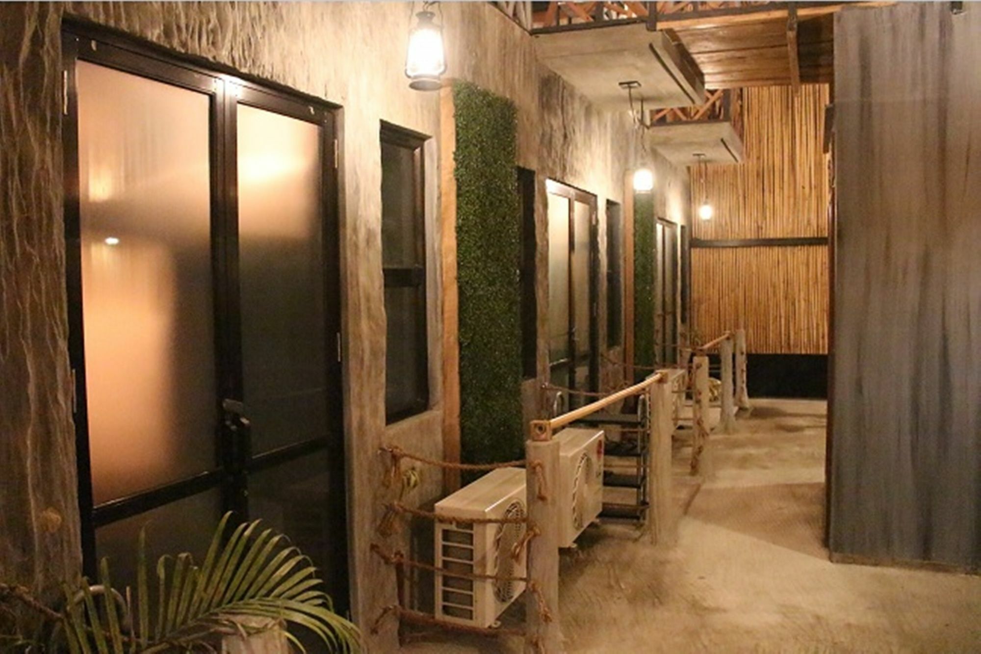 The Cavern Pod Hotel & Specialty Cafe El Nido Extérieur photo